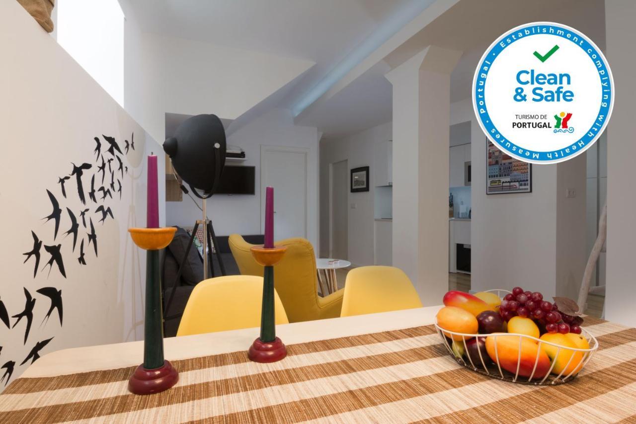 Casa Do Castelo 1- Work Or Relax In The Historic Heart Of Lisbon!