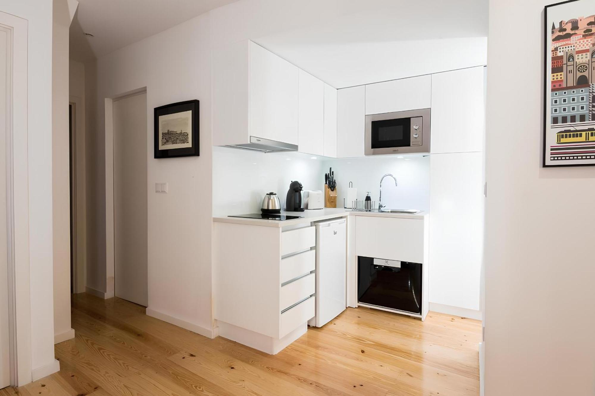 Casa Do Castelo 1- Work Or Relax In The Historic Heart Of Lisbon! * Lisboa